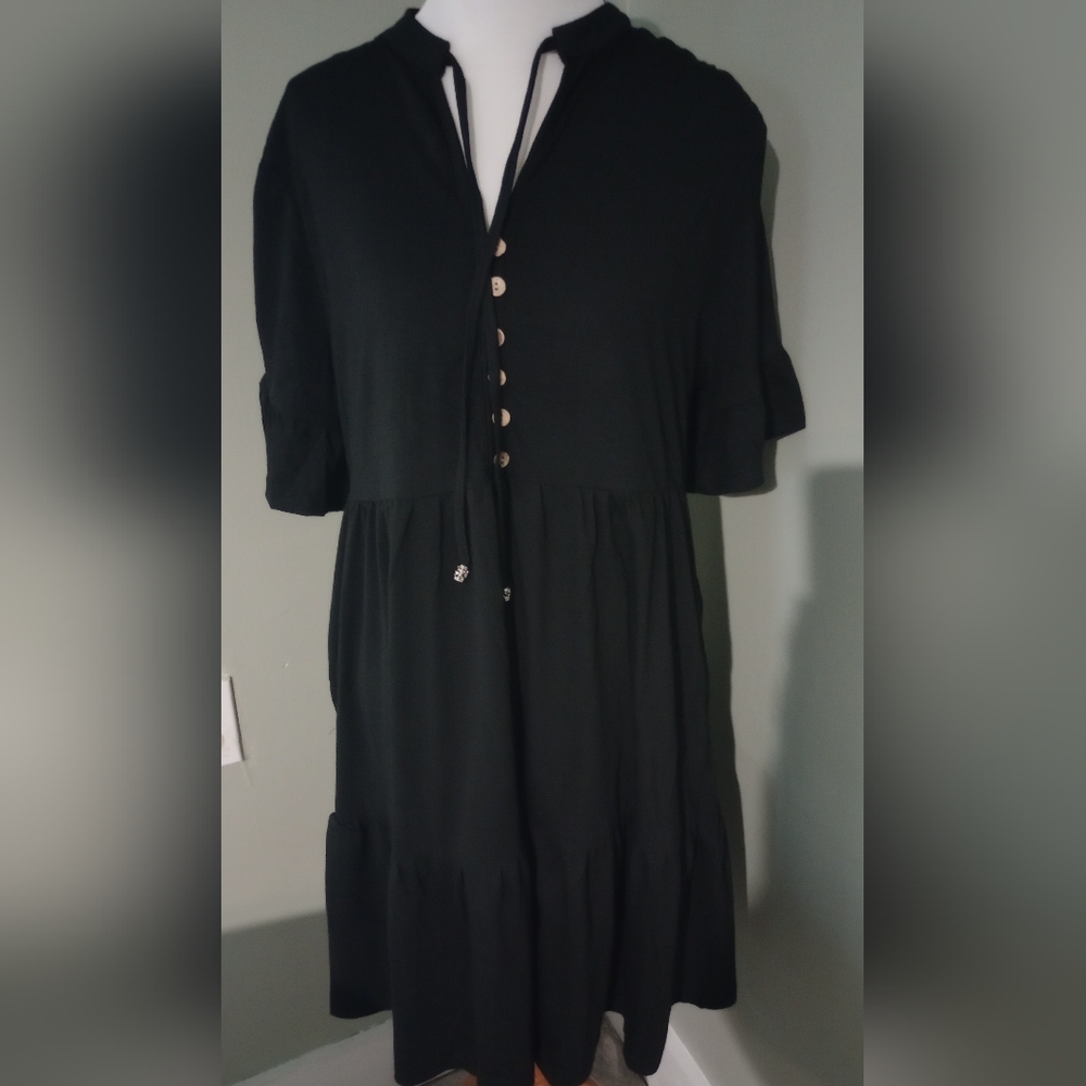 Elegant Black Midi Dress